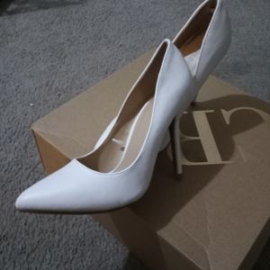 Sexy Ladies White Pumps
